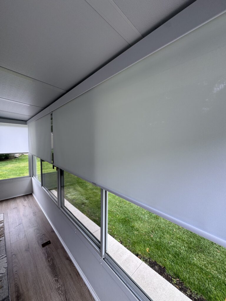 light filtering sunroom shade east greenwich2